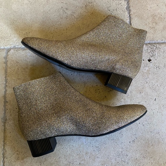 Vintage 1960s Robert Clergerie Gold Metallic Ankle Boots size 37 / 6.5 - Picture 5 of 10